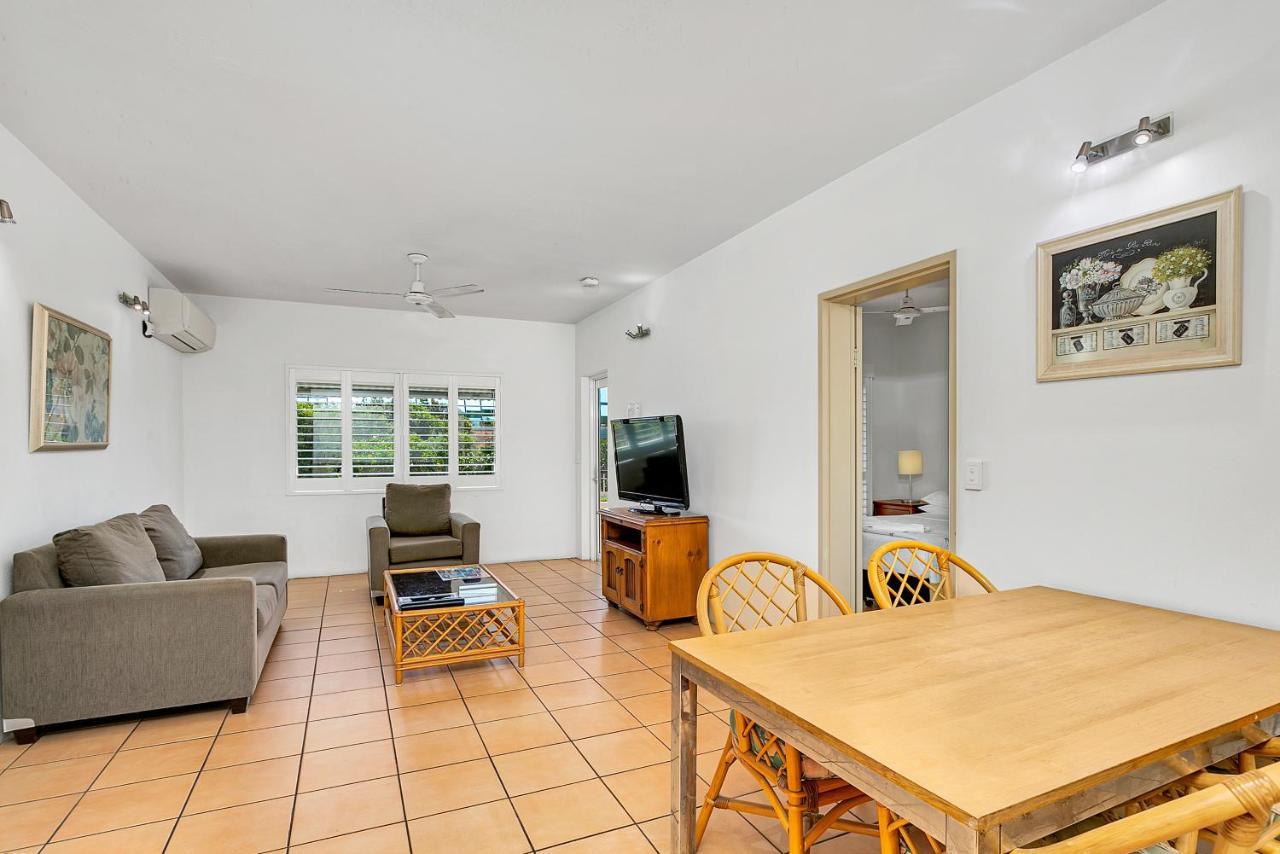 Cairns Reef Apartments & Motel Exterior foto